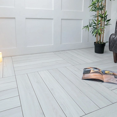 Кварцвиниловый SPC ламинат Aquafloor Parquet Plus AF6016PQ венгерская елка 720×120×7