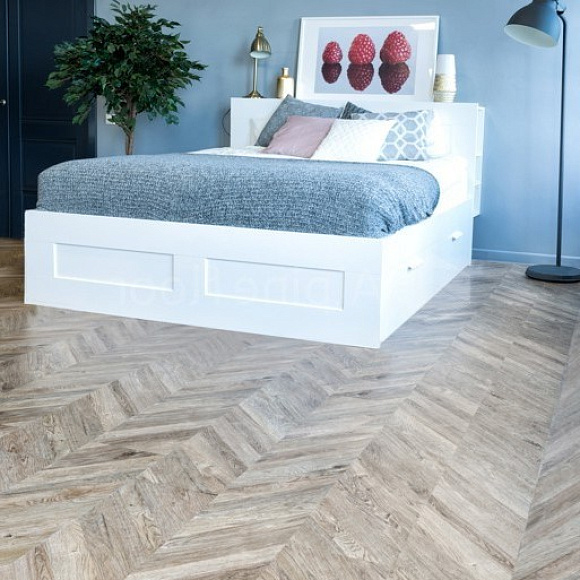 Кварцвиниловая плитка Alpine Floor клеевая Easy Line Французская Елочка ECO 3-25 1219,2×228,6×3