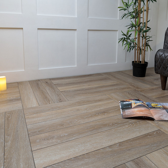 Кварцвиниловый SPC ламинат Aquafloor Parquet Plus AF6018PQ венгерская елка 720×120×7