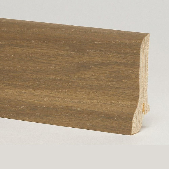Плинтус Pedross Дуб Чиспик 60 х 22 мм шпонированный