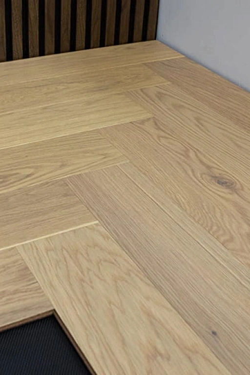 Паркетная доска Английская елка AUSWOOD OAK AMALFI. Размер 600х125х12 мм (1.5)