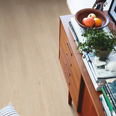 Виниловый пол Pergo Modern Plank Optimum Glue Дуб Светло-Бежевый Виниловый пол Pergo Modern Plank Optimum Glue Дуб Светло-Бежевый