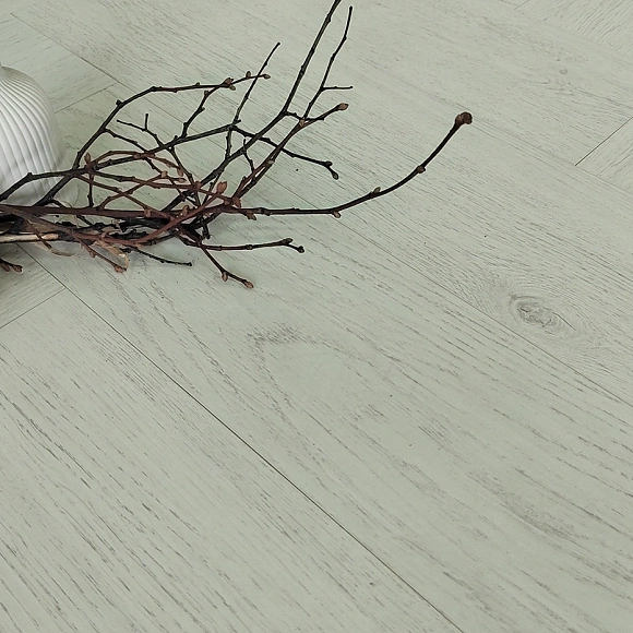 Каменный MSPC ламинат Stone Floor Английская елка Дуб Нордфилд DCF1-1 MР. Размер 564х141х8 мм(1.59) Каменный MSPC ламинат Stone Floor Английская елка Дуб Нордфилд DCF1-1 MР. Размер 564х141х8 мм(1.59)