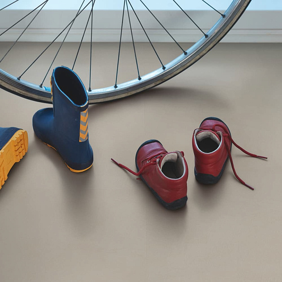 Виниловый пол Pergo Tile Optimum Click Бетон Теплый Бежевый