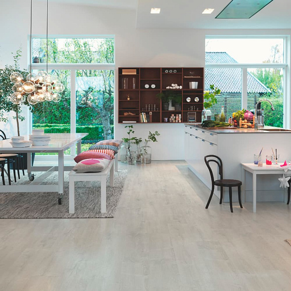 Виниловый пол Pergo Classic Plank Optimum Click Дуб благородный серый Виниловый пол Pergo Classic Plank Optimum Click Дуб благородный серый