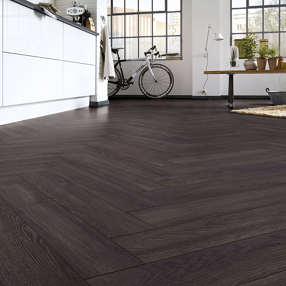 Ламинат Kronotex Herringbone Дуб Эльба черный D 6010