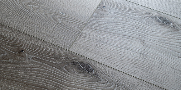 Кварцвиниловый SPC ламинат Damy Floor Family Дуб Состаренный Серый Aged Gray Oak T7020-5D 1220×180×4