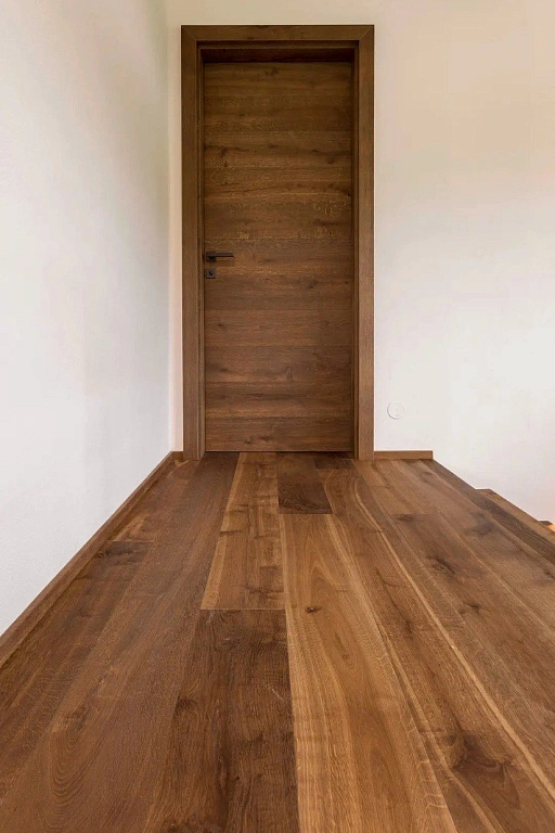 Паркетная доска 3-х слойная Haven Loft 4 Дуб Термо Кантри. Размер 2200х260x15 мм.(3.432)