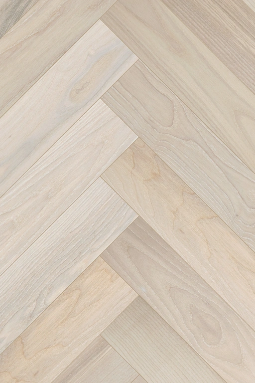 Паркетная доска ESTA Ясень HB Elegant Frost Ivory Pores. Размер 600х100х14мм