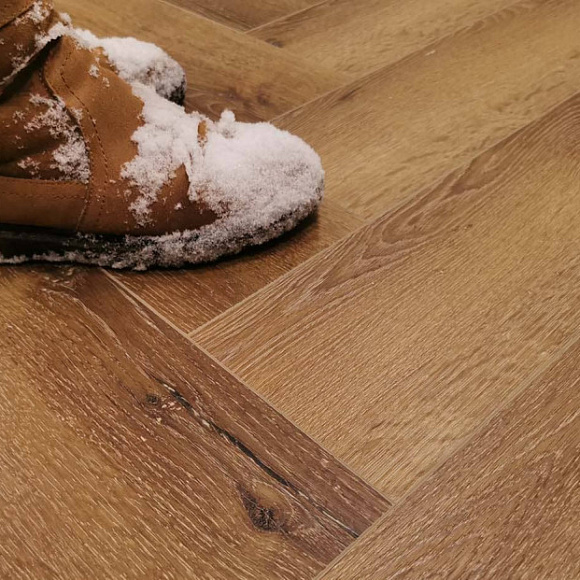 Каменный ламинат SPC StoneFloor Дуб Виндзор 190В08 НР (Английская елка) Каменный ламинат SPC StoneFloor Дуб Виндзор 190В08 НР (Английская елка)