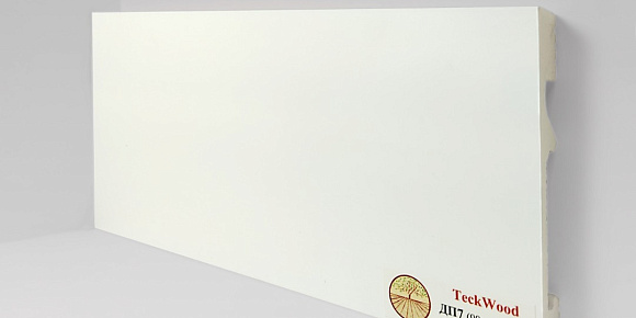 Плинтус Teckwood Белый ДП7 99х15 крепление на клипсу