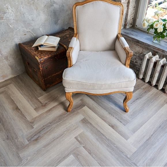 Виниловый пол Vinilam Parquet Herringbone Glue Эрмитаж паркет