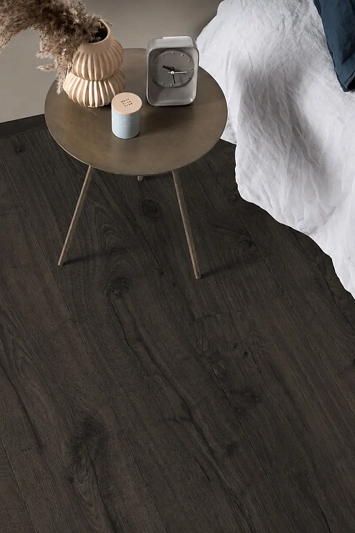 Ламинат Pergo Skara pro L1251-03869 Дуб черный (1,573 м2)