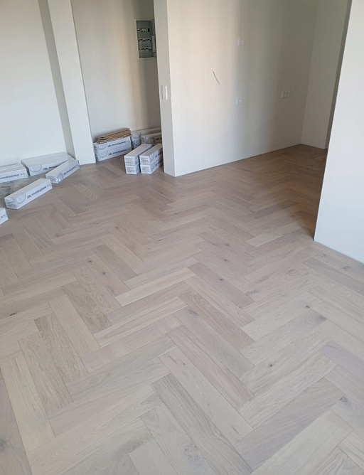 Квартира 70 м2 в Санкт-Петербурге Англ. елка Паркет Haven